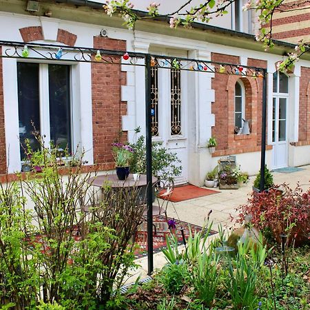 Dans Maison De Charme, Bel Appartement Privatif Saint-Laurent-de-Brevedent Exterior foto